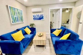 Apartment C, Restful,Cozy, close Sunland Park Mall